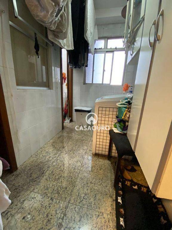 Apartamento à venda com 3 quartos, 115m² - Foto 23