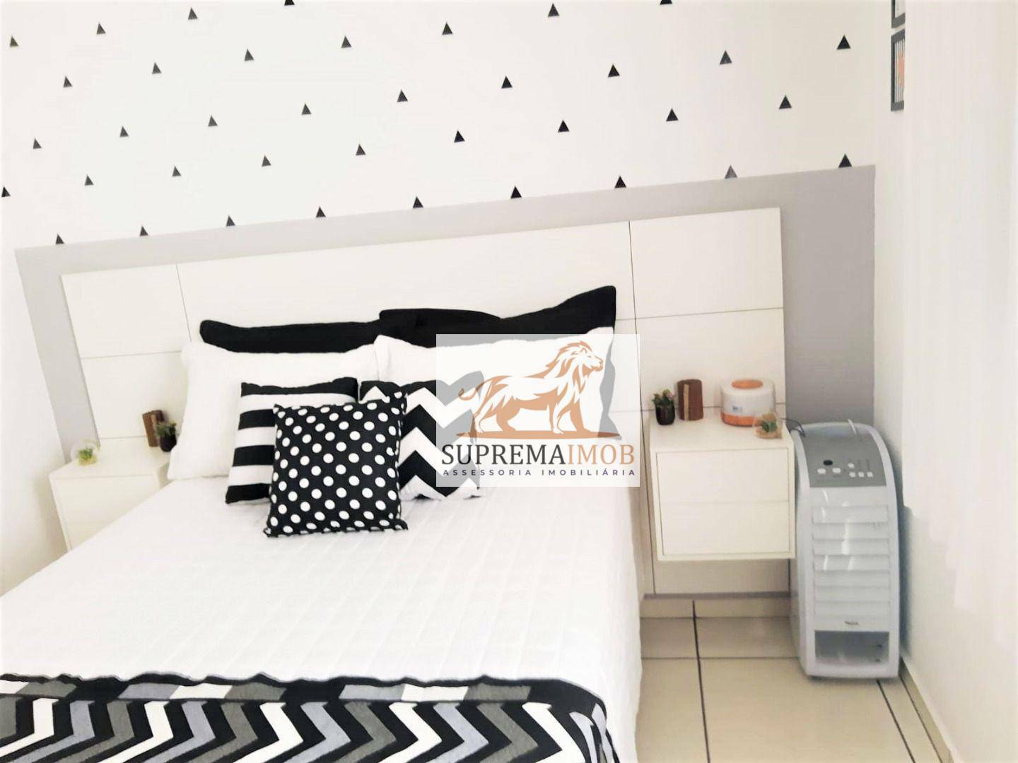 Apartamento à venda com 2 quartos, 52m² - Foto 13