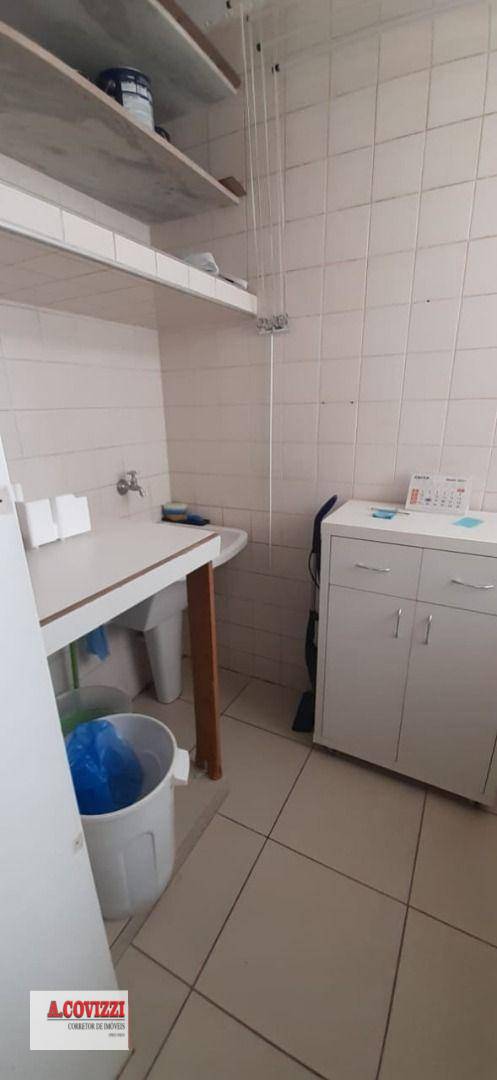 Apartamento à venda com 2 quartos, 67m² - Foto 3