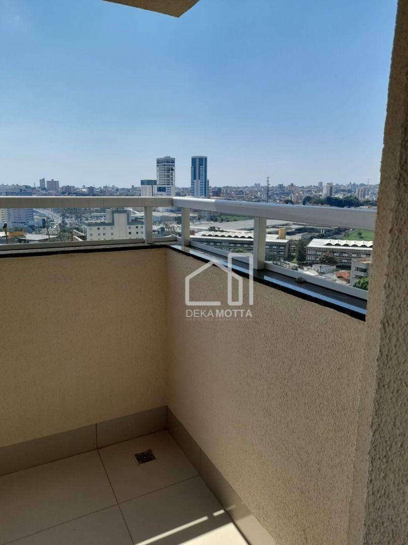 Apartamento à venda com 2 quartos, 67m² - Foto 4