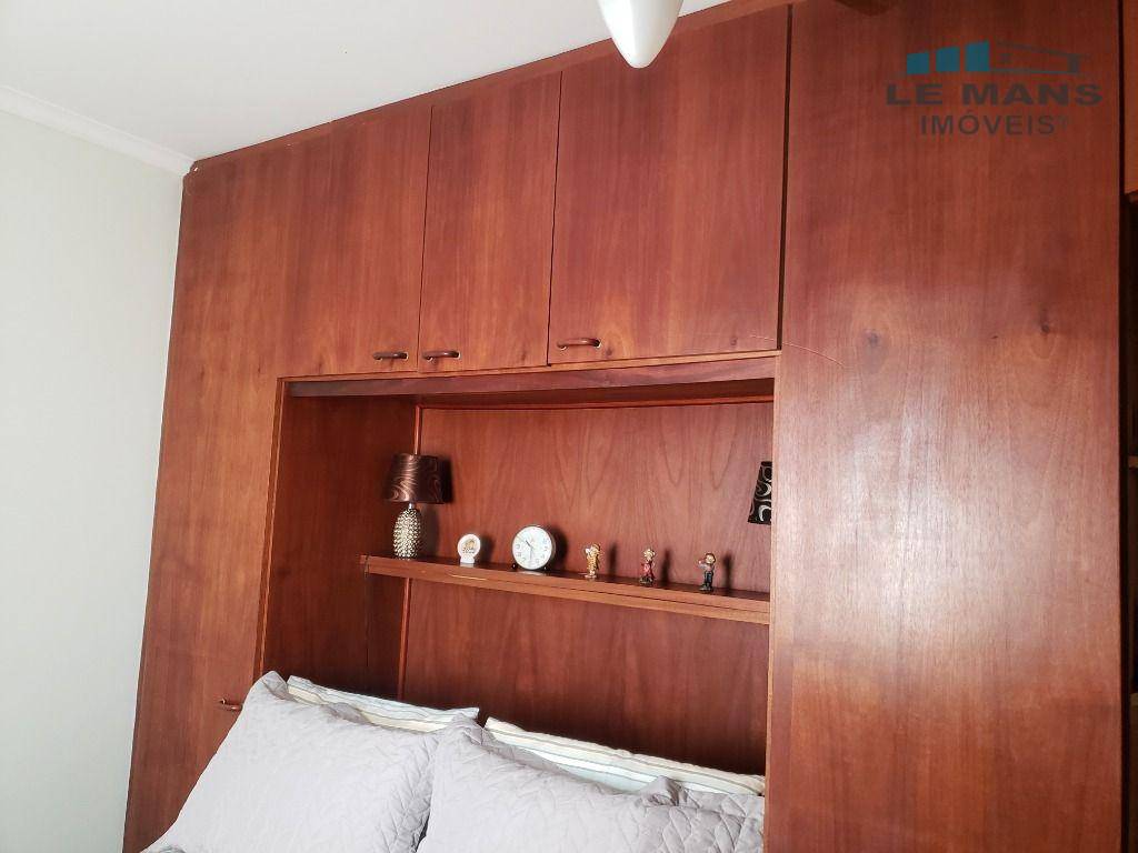 Apartamento à venda com 3 quartos, 74m² - Foto 21