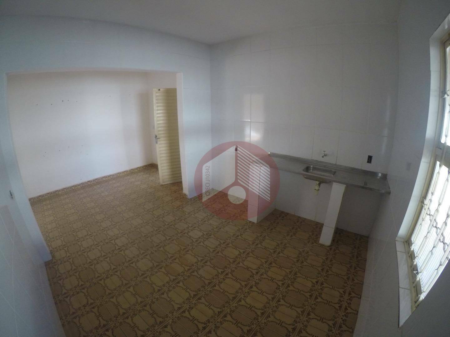 Casa para alugar com 3 quartos, 230m² - Foto 13