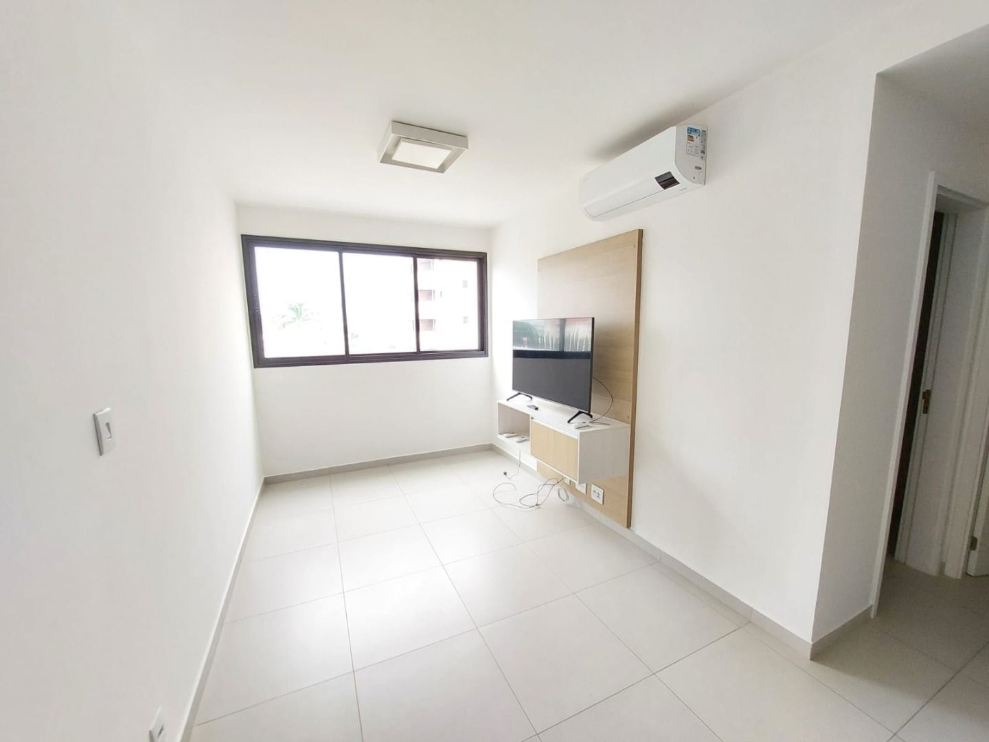 Apartamento para alugar com 2 quartos, 58m² - Foto 4