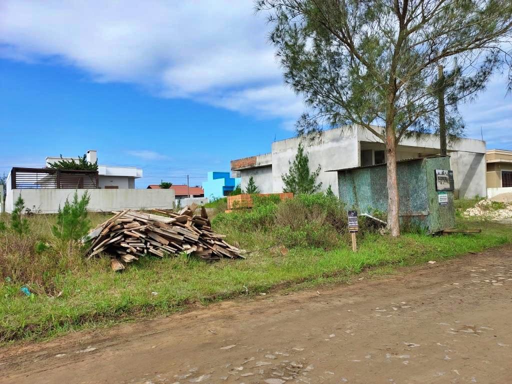 Terreno à venda, 300m² - Foto 1