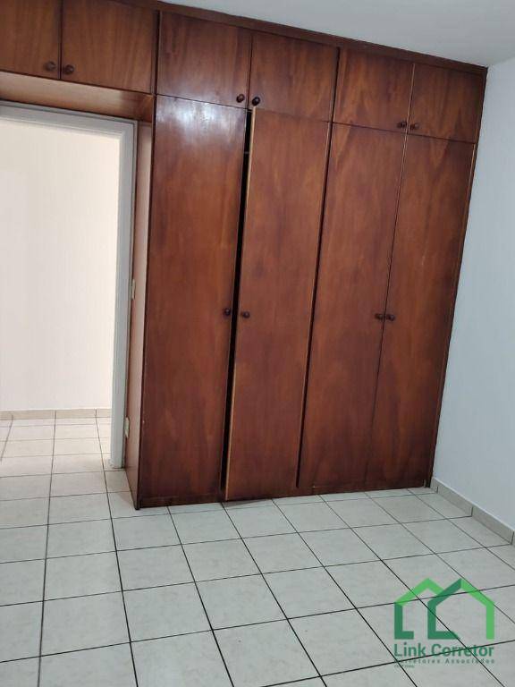 Apartamento à venda e aluguel com 2 quartos, 65m² - Foto 5