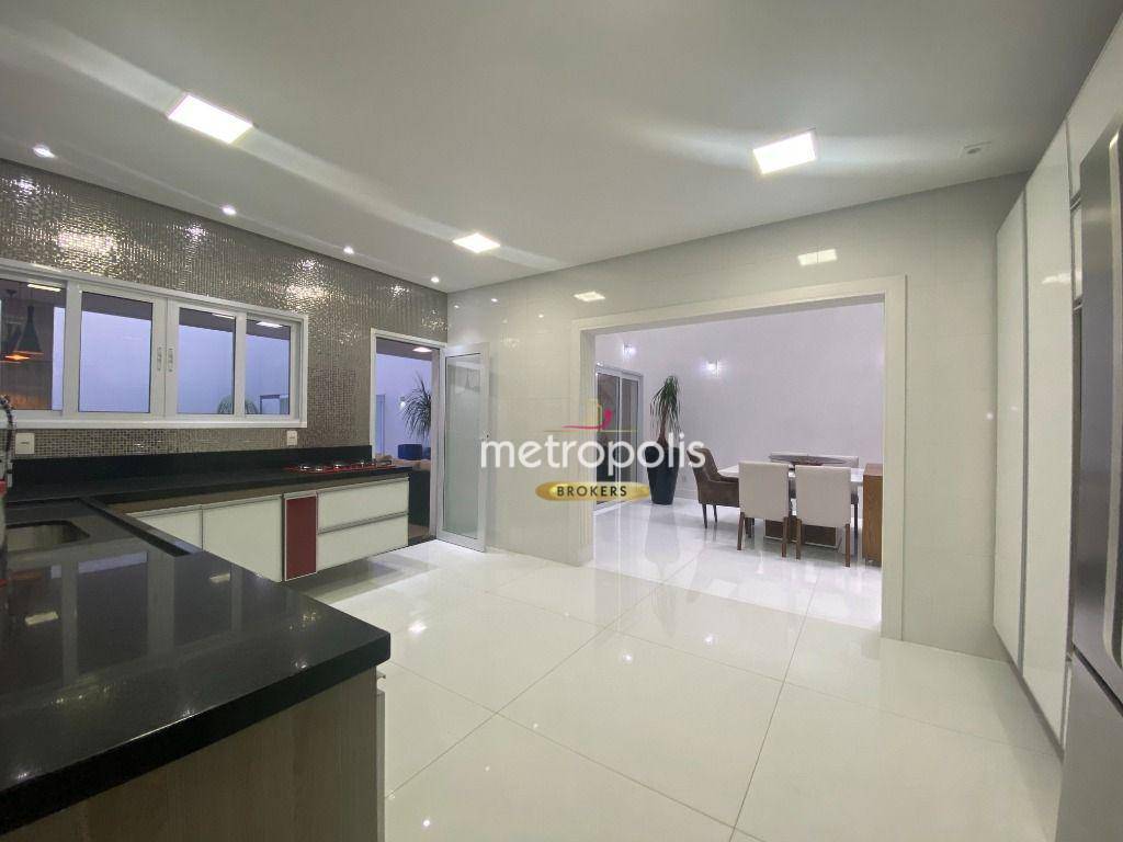 Sobrado à venda com 4 quartos, 630m² - Foto 19