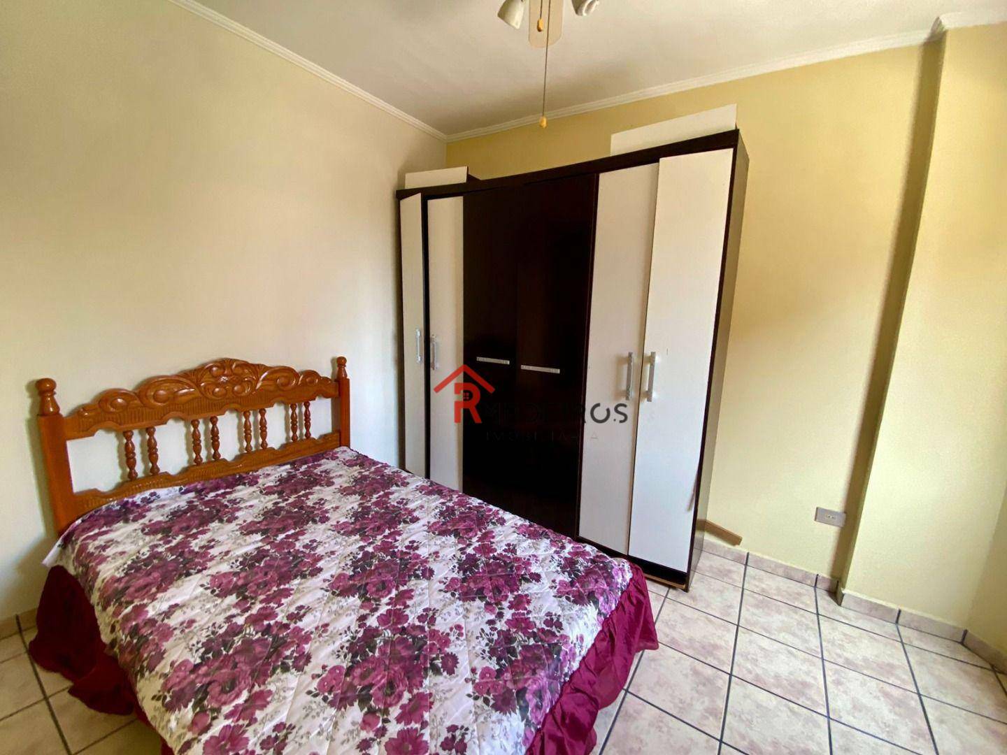 Apartamento à venda com 2 quartos, 70m² - Foto 13