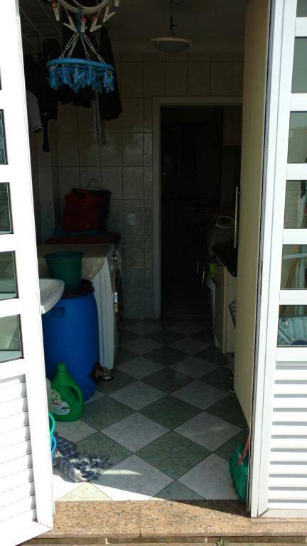 Sobrado à venda com 3 quartos, 217m² - Foto 18