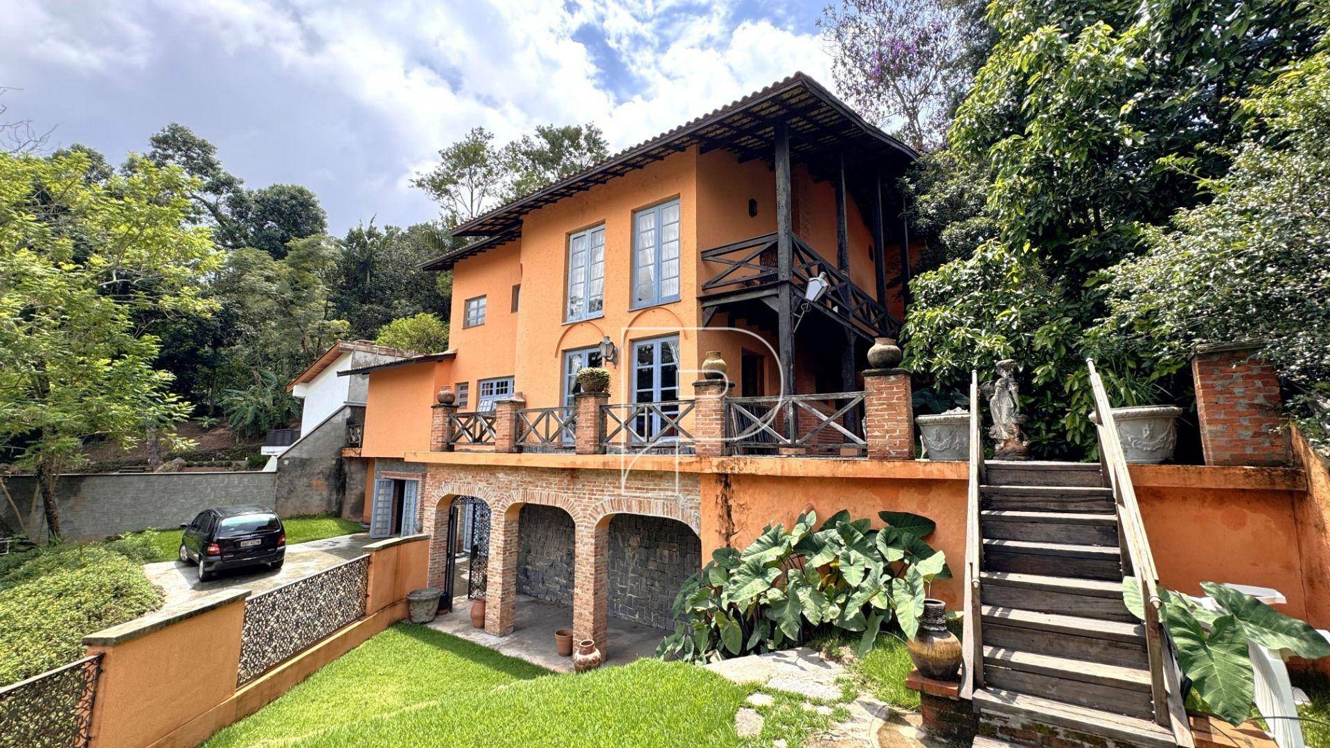 Casa de Condomínio à venda com 4 quartos, 603m² - Foto 1