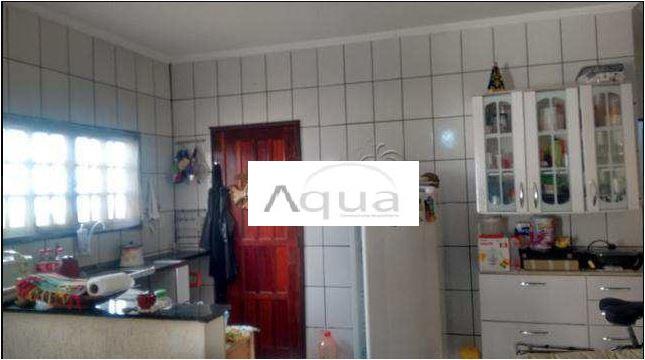 Casa à venda com 2 quartos, 165m² - Foto 10