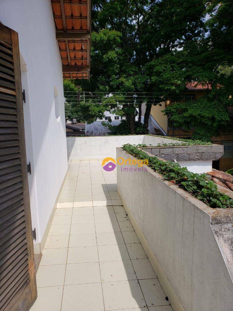 Sobrado para alugar com 5 quartos, 350m² - Foto 29