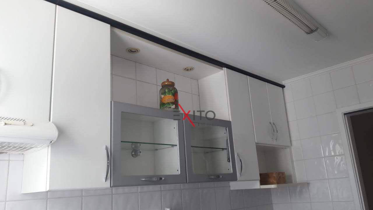 Apartamento à venda com 3 quartos, 75m² - Foto 12