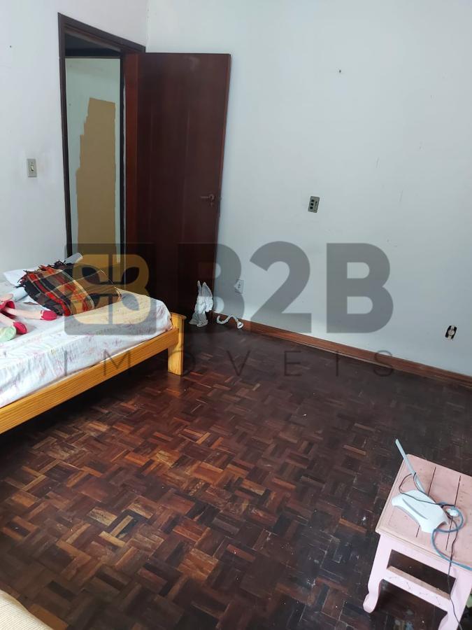 Casa à venda com 5 quartos, 232m² - Foto 15