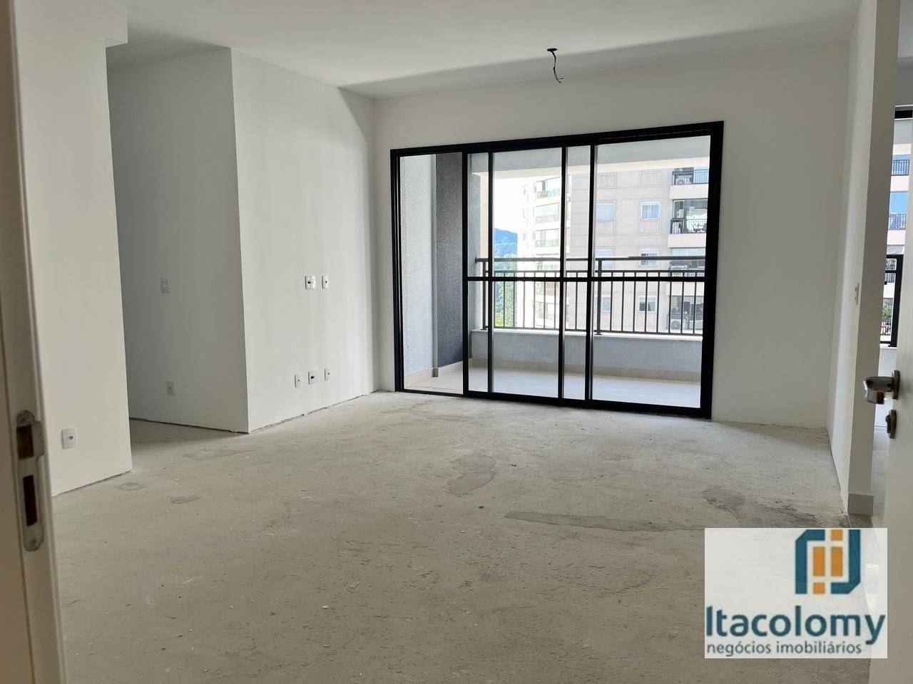 Apartamento à venda com 3 quartos, 88m² - Foto 4