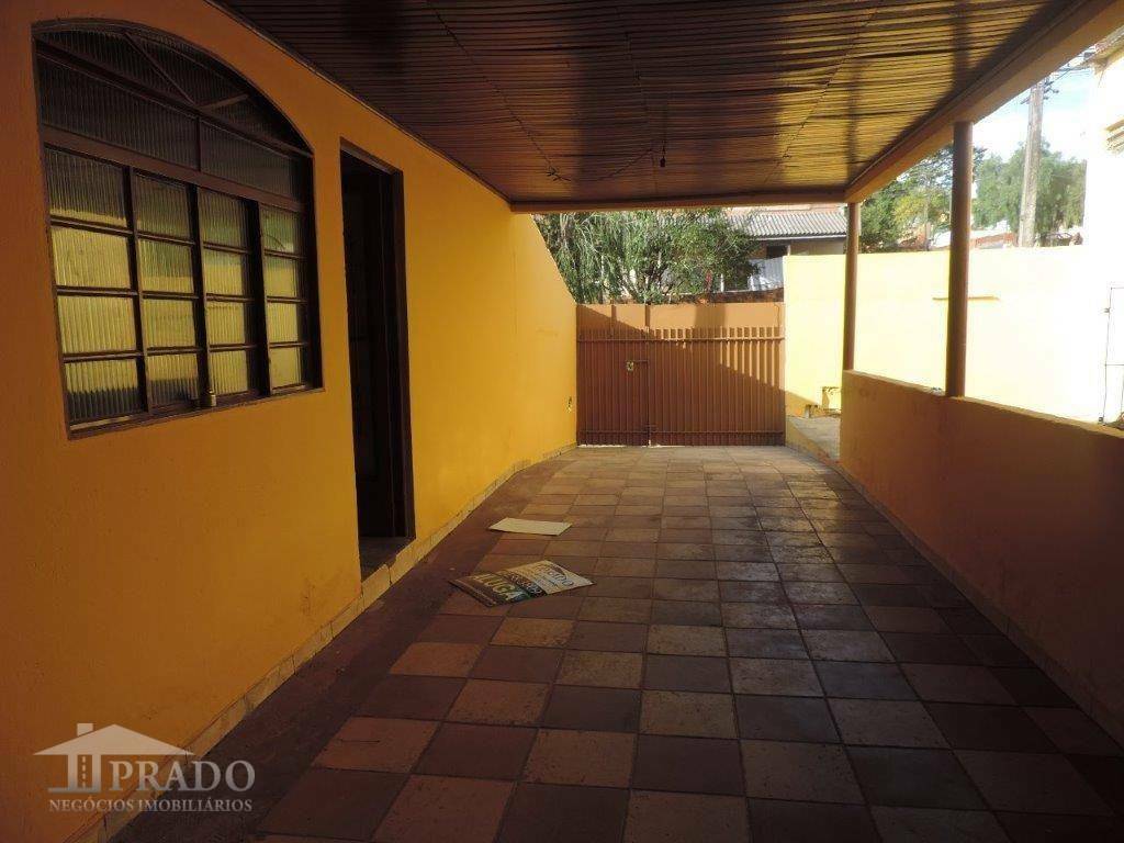 Casa à venda com 3 quartos, 200m² - Foto 11