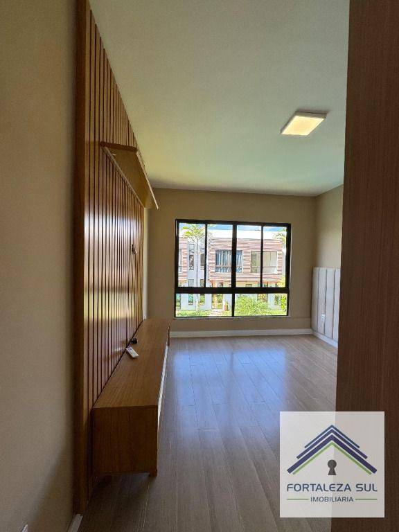 Casa de Condomínio à venda com 2 quartos, 82m² - Foto 18