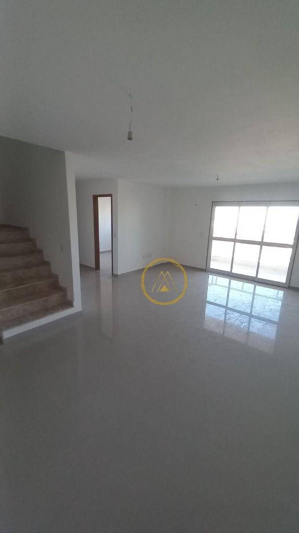 Cobertura à venda com 4 quartos, 216m² - Foto 1