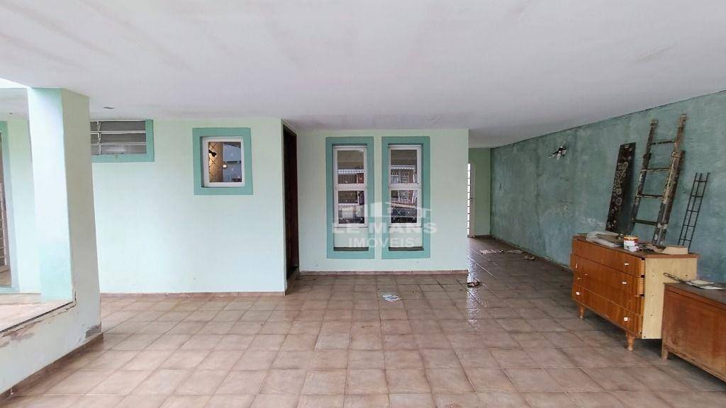 Casa à venda com 3 quartos, 153m² - Foto 4