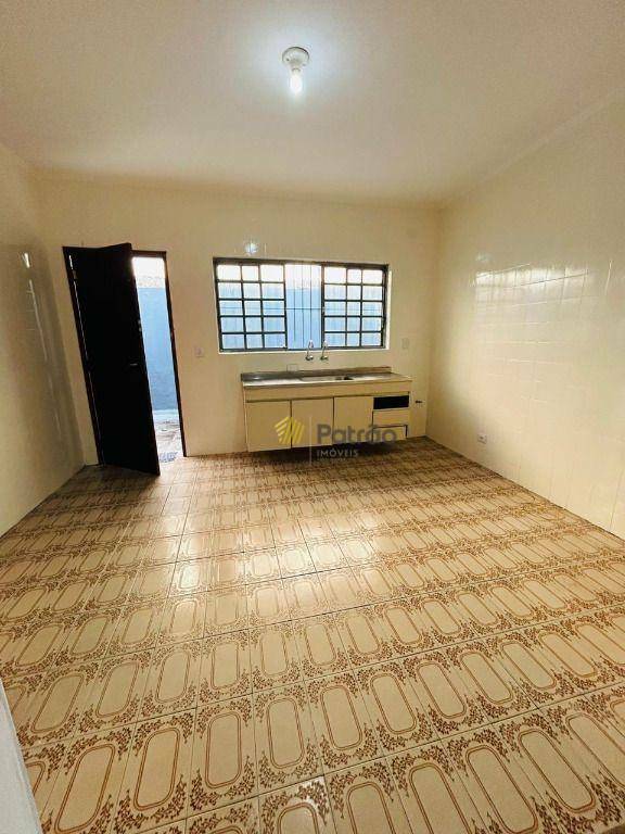 Casa para alugar com 3 quartos, 185m² - Foto 18