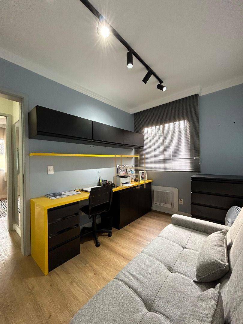 Apartamento à venda com 3 quartos, 107m² - Foto 1