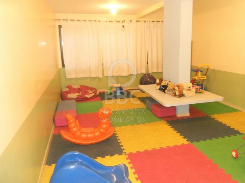 Apartamento à venda com 2 quartos, 67m² - Foto 17