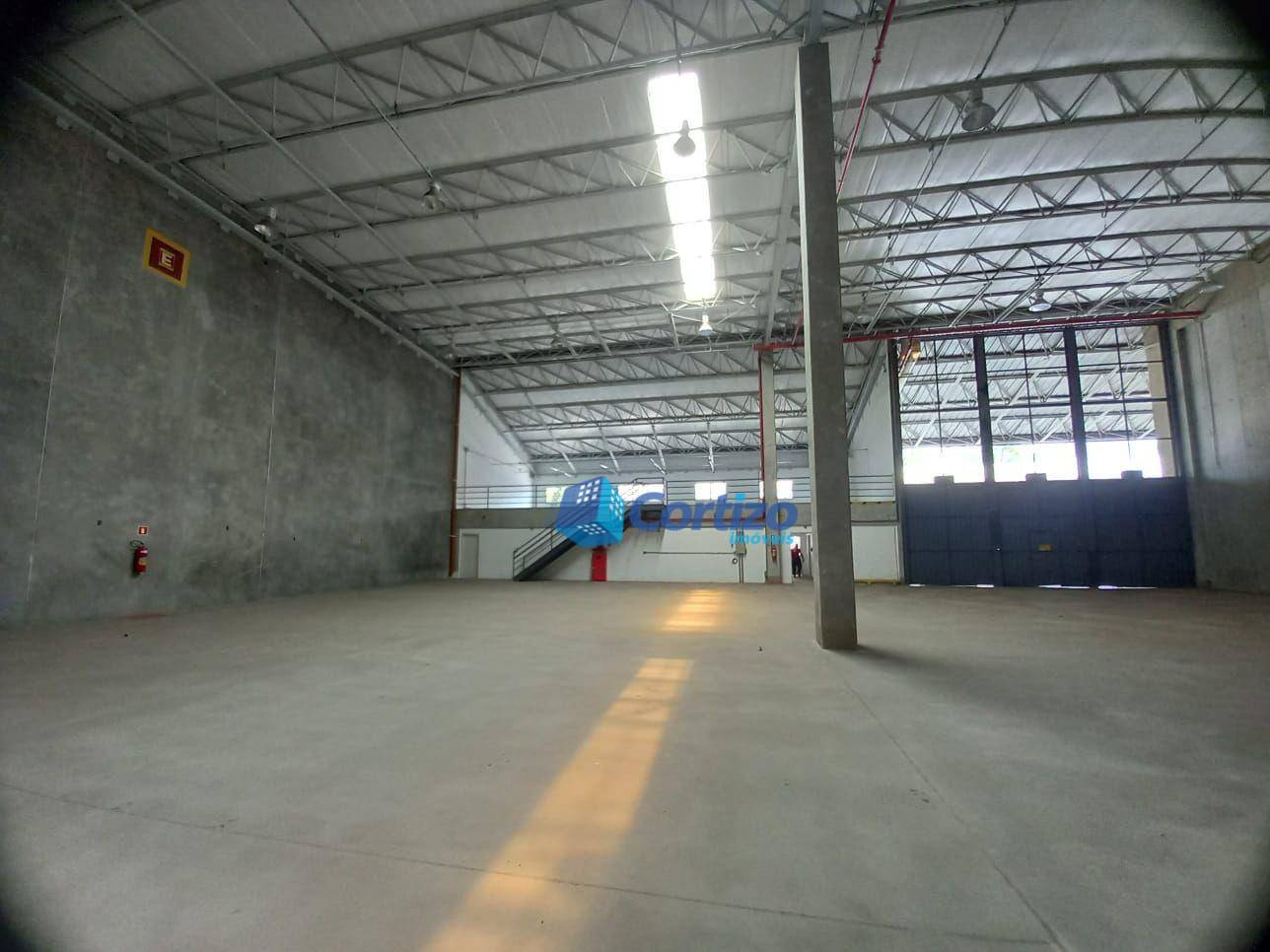 Depósito-Galpão-Armazém para alugar, 1715m² - Foto 22