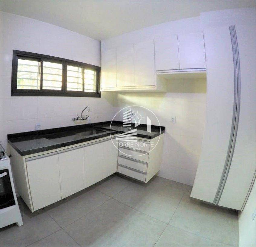 Casa à venda com 10 quartos, 350m² - Foto 12