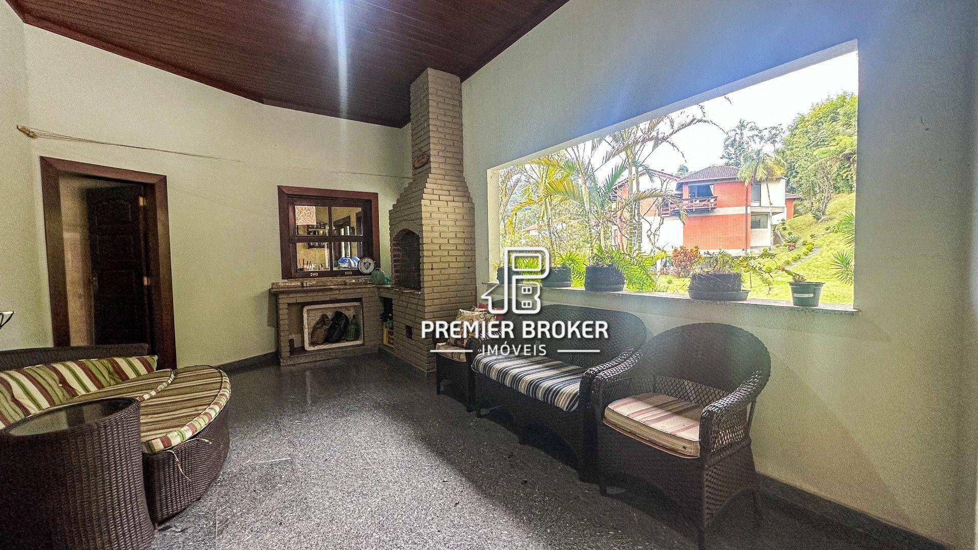 Casa de Condomínio à venda com 6 quartos, 600m² - Foto 23