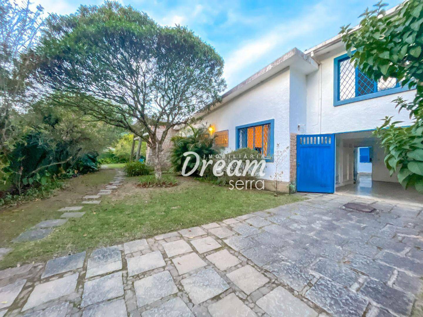 Casa à venda com 4 quartos, 280m² - Foto 2