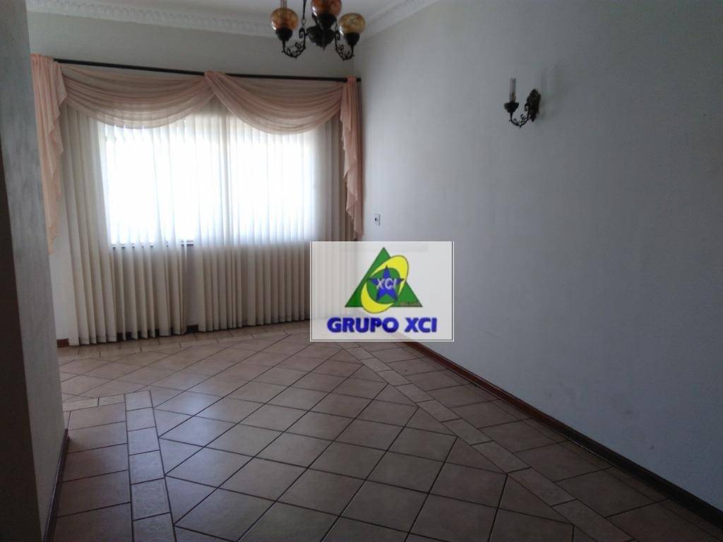 Casa à venda com 3 quartos, 172m² - Foto 33