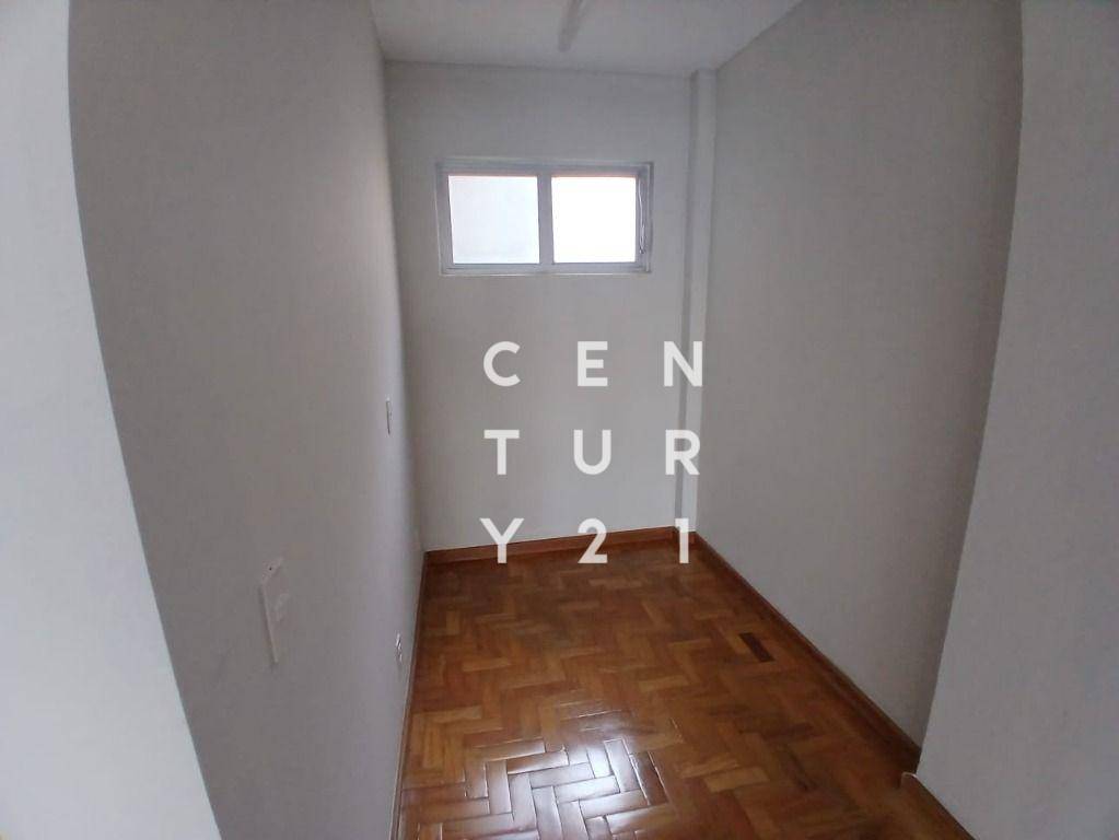 Apartamento para alugar com 3 quartos, 120m² - Foto 8