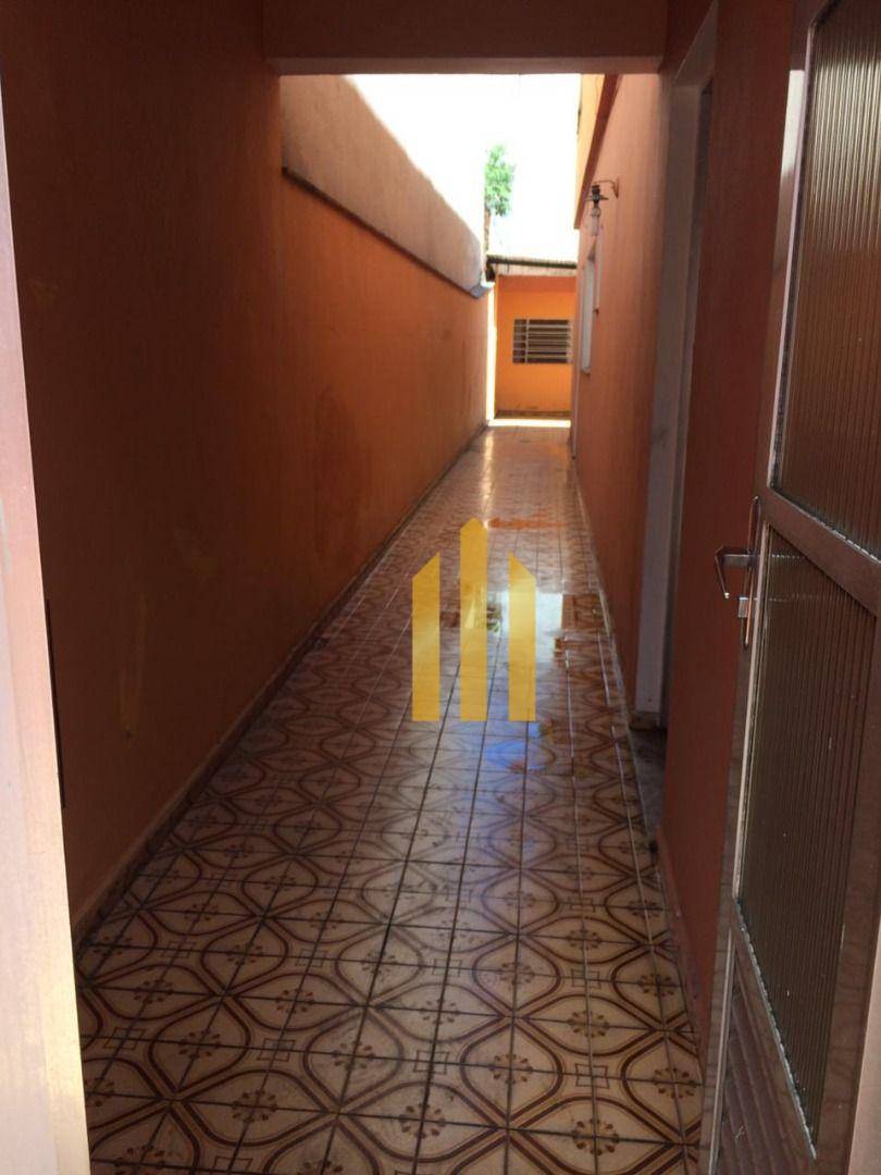 Sobrado à venda com 2 quartos, 350m² - Foto 3