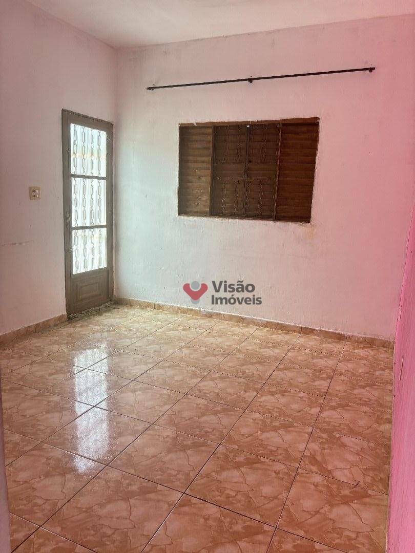 Casa à venda com 2 quartos, 65m² - Foto 5