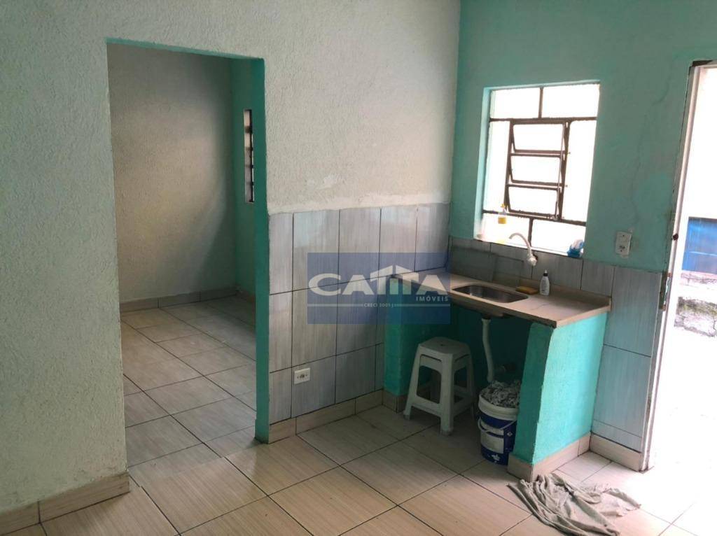 Casa para alugar com 1 quarto, 35m² - Foto 5