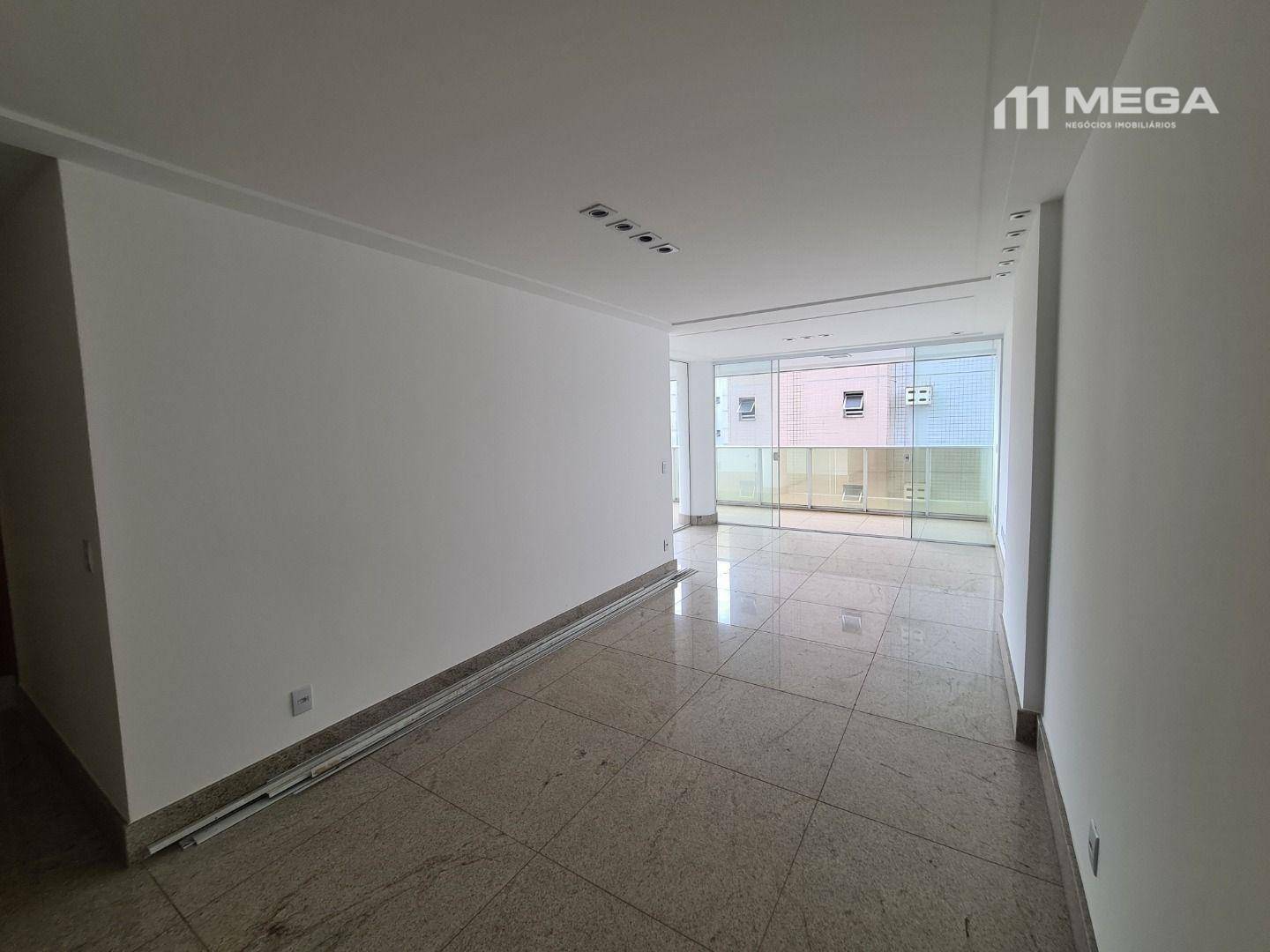 Apartamento à venda com 4 quartos, 141m² - Foto 1