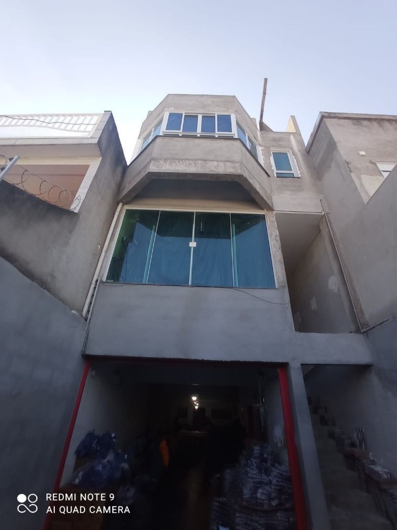 Sobrado à venda com 3 quartos, 350m² - Foto 3