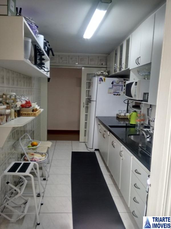 Apartamento à venda com 3 quartos, 79m² - Foto 13