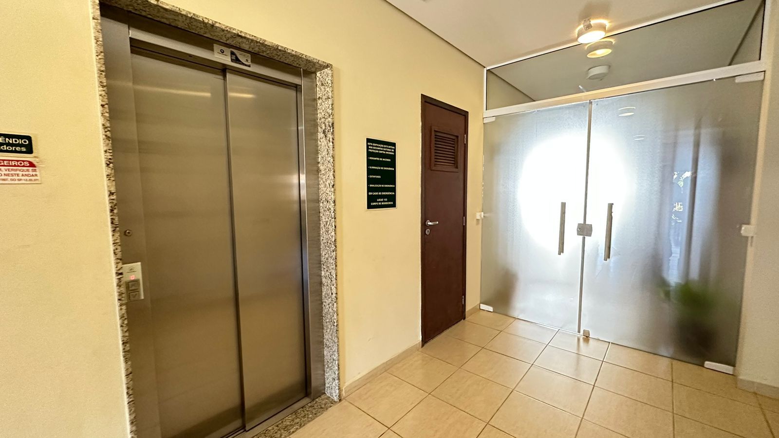 Apartamento à venda com 3 quartos, 78m² - Foto 5