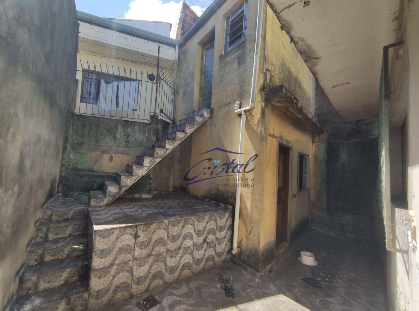 Casa para alugar com 3 quartos, 200m² - Foto 18