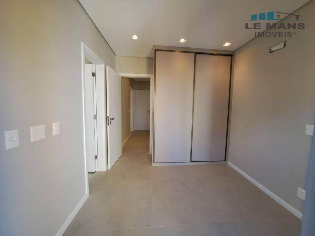 Apartamento para alugar com 3 quartos, 166m² - Foto 33