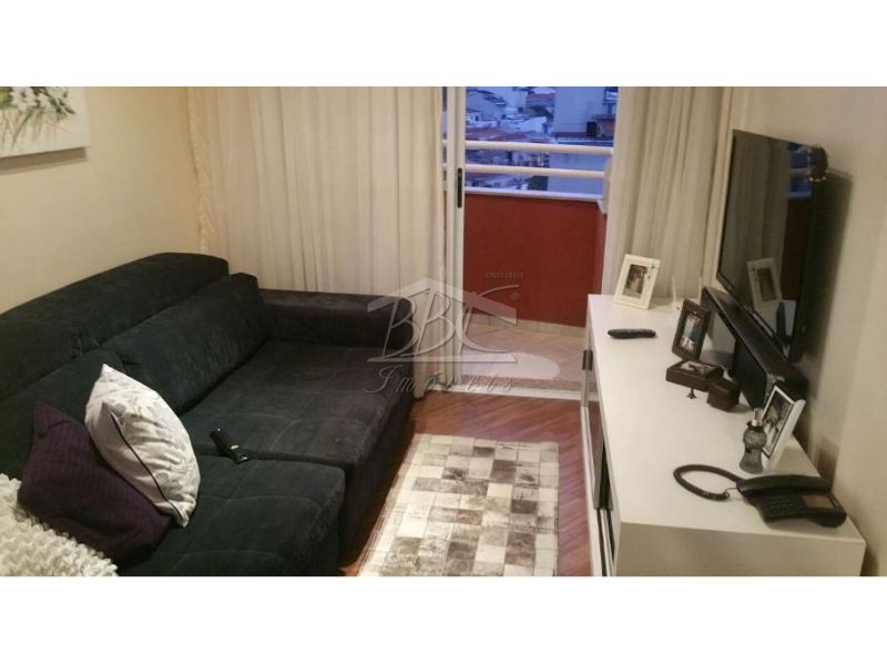 Apartamento à venda com 2 quartos, 70m² - Foto 3