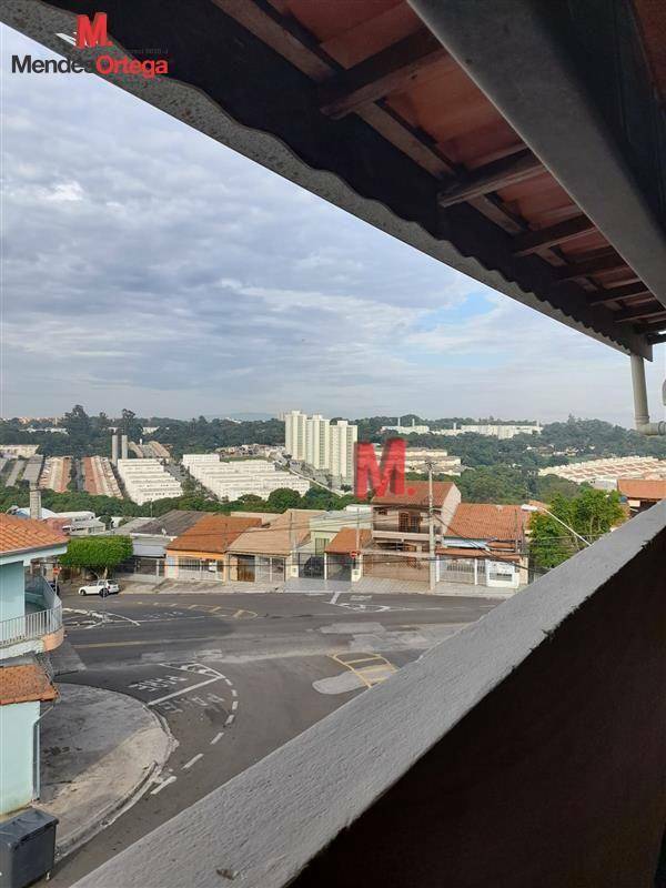 Casa à venda com 2 quartos, 300m² - Foto 4