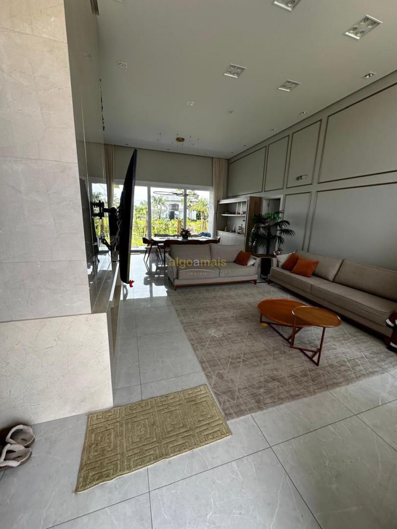 Casa de Condomínio à venda com 4 quartos, 243m² - Foto 18