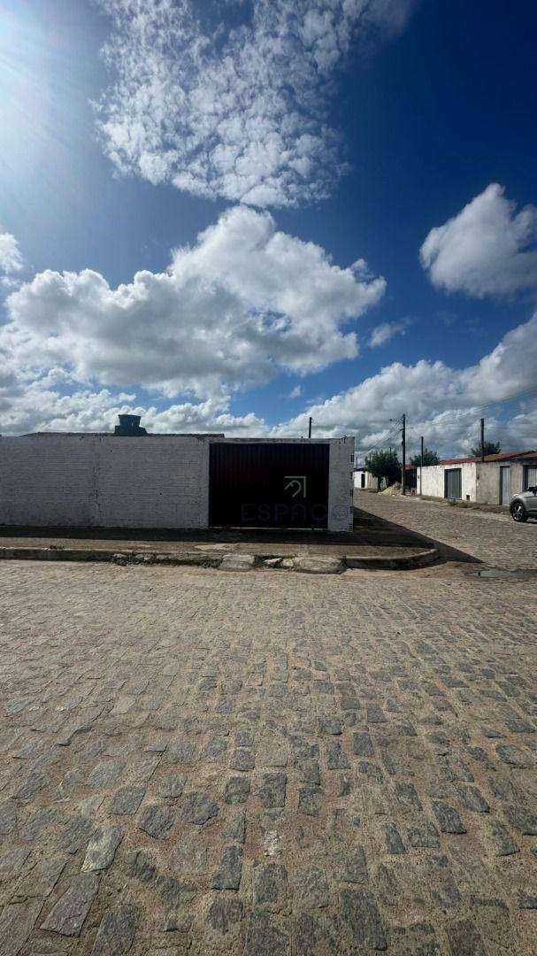 Casa à venda com 2 quartos, 60m² - Foto 21