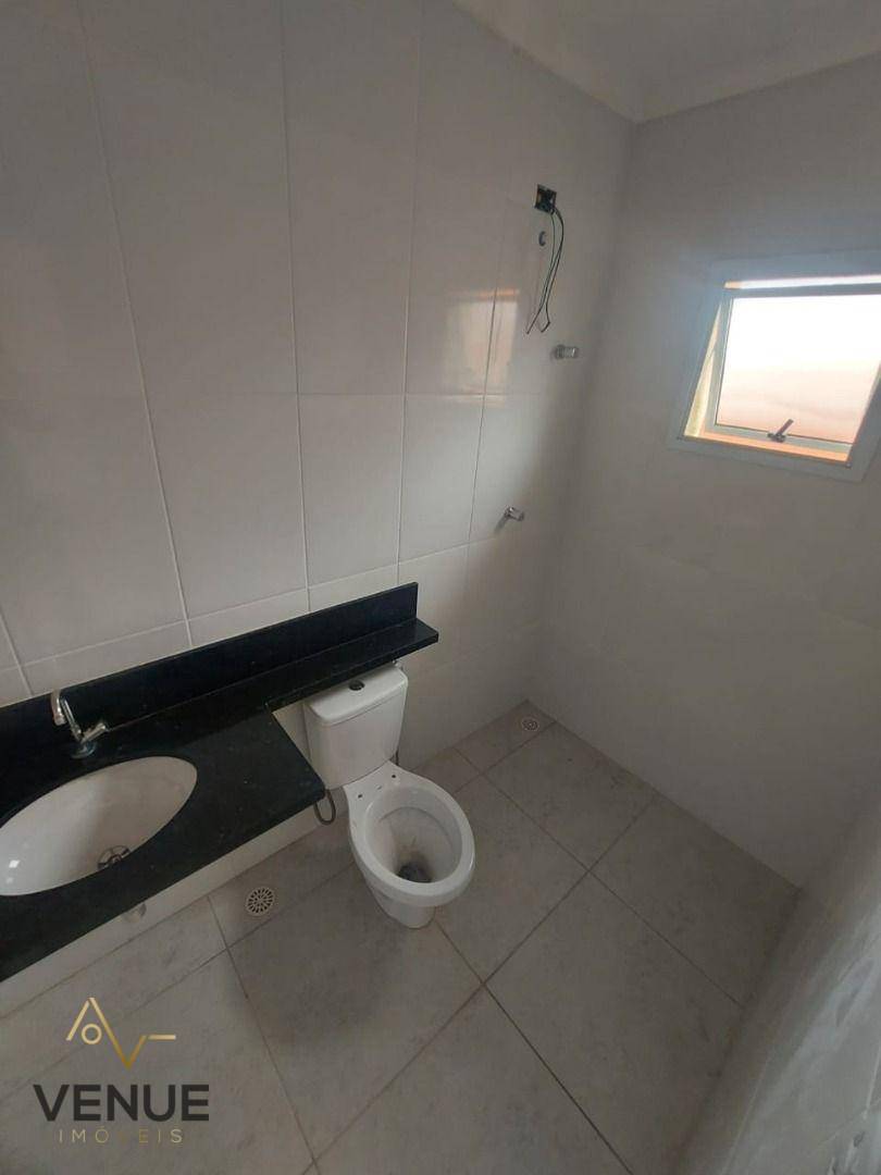 Sobrado à venda com 3 quartos, 200m² - Foto 13