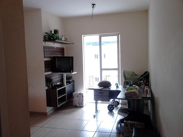 Apartamento à venda com 3 quartos, 65m² - Foto 3