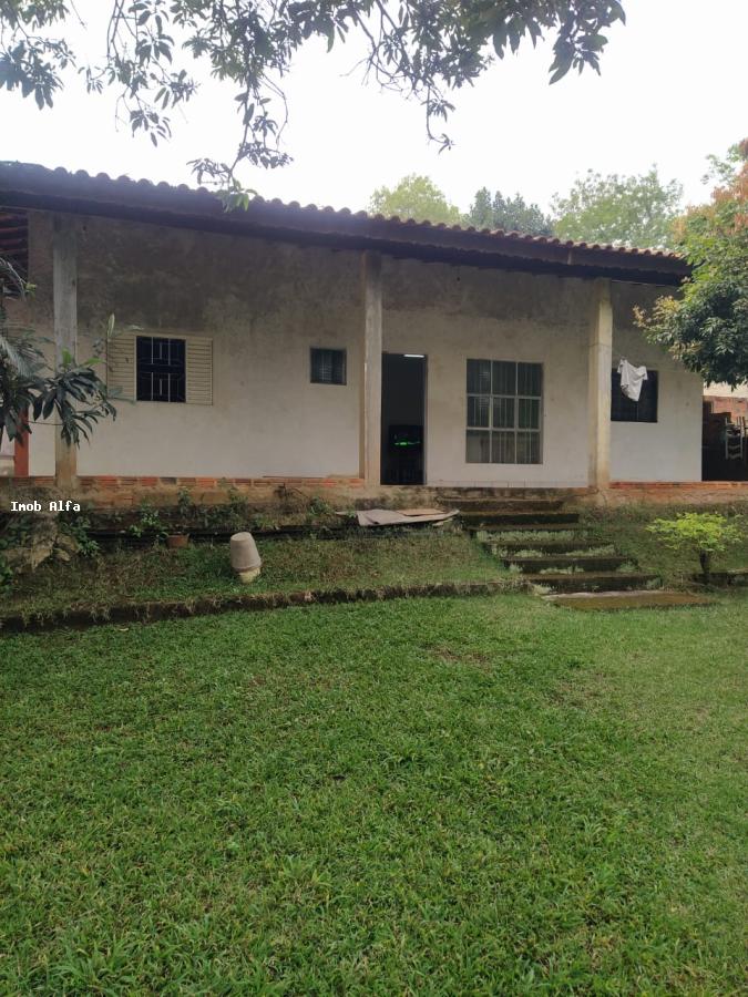 Fazenda à venda com 1 quarto, 1000m² - Foto 1