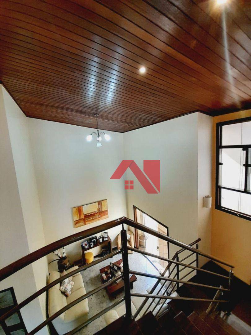 Sobrado à venda com 3 quartos, 230m² - Foto 33