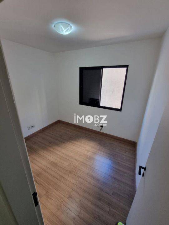 Apartamento à venda com 3 quartos, 91m² - Foto 12