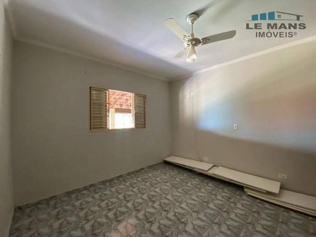 Chácara à venda com 3 quartos, 432m² - Foto 8